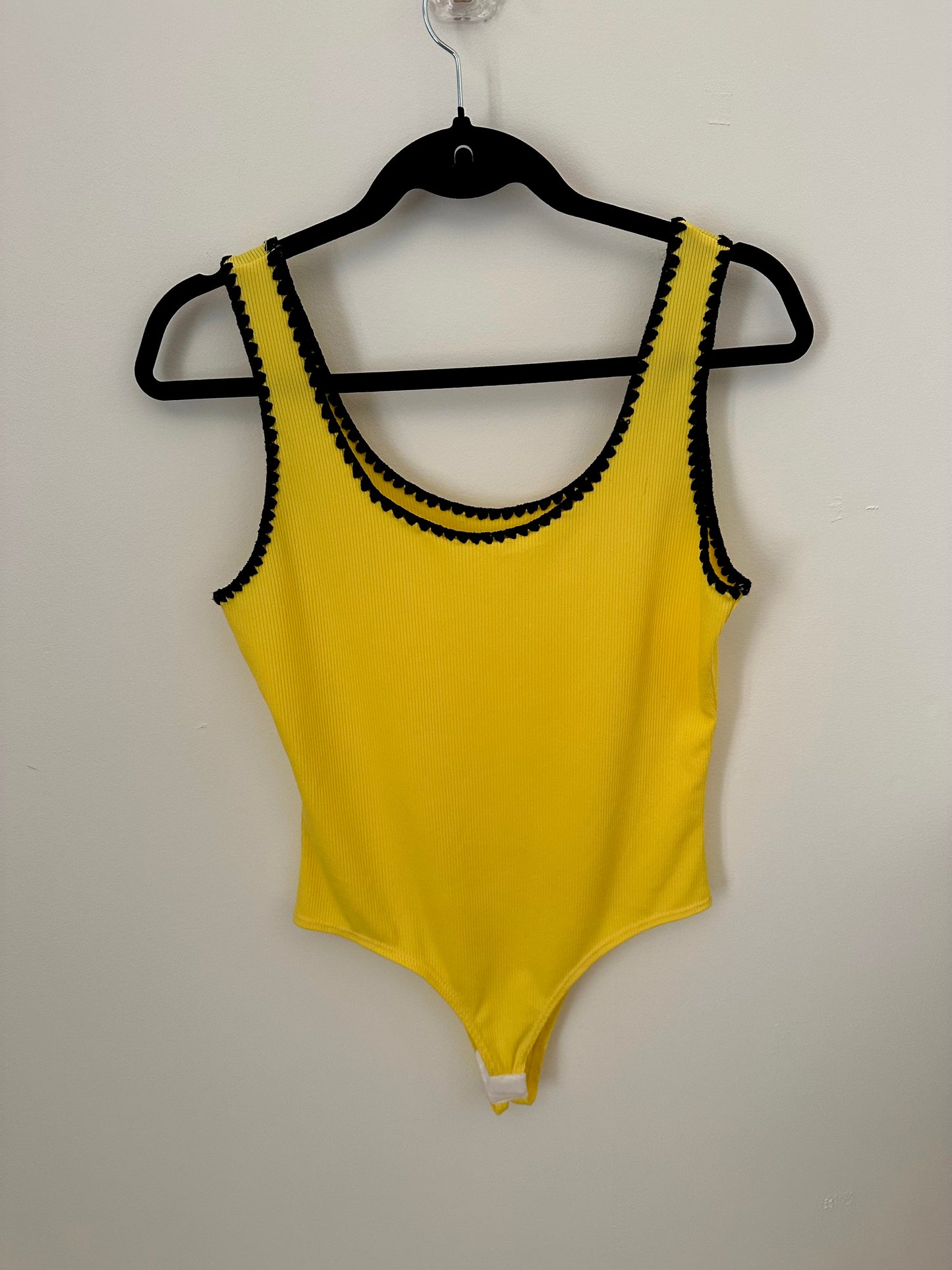 Body jaune soleil